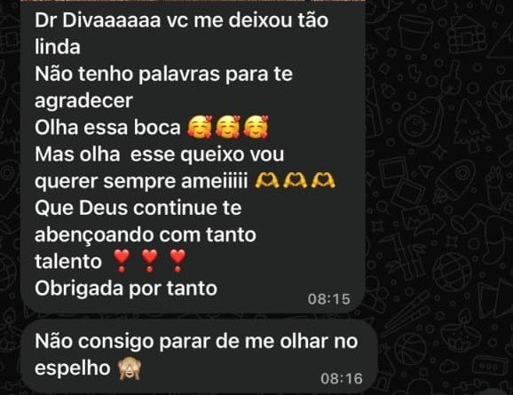Mensagem de paciente: não tenho palavras para te agradecer, não consigo parar de me olhar no espelho